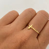 Anillo Jesus Letra Cursiva Oro amarillo 18k / Talla 7 1/2 / 1,5 Gr / 1,4 mm