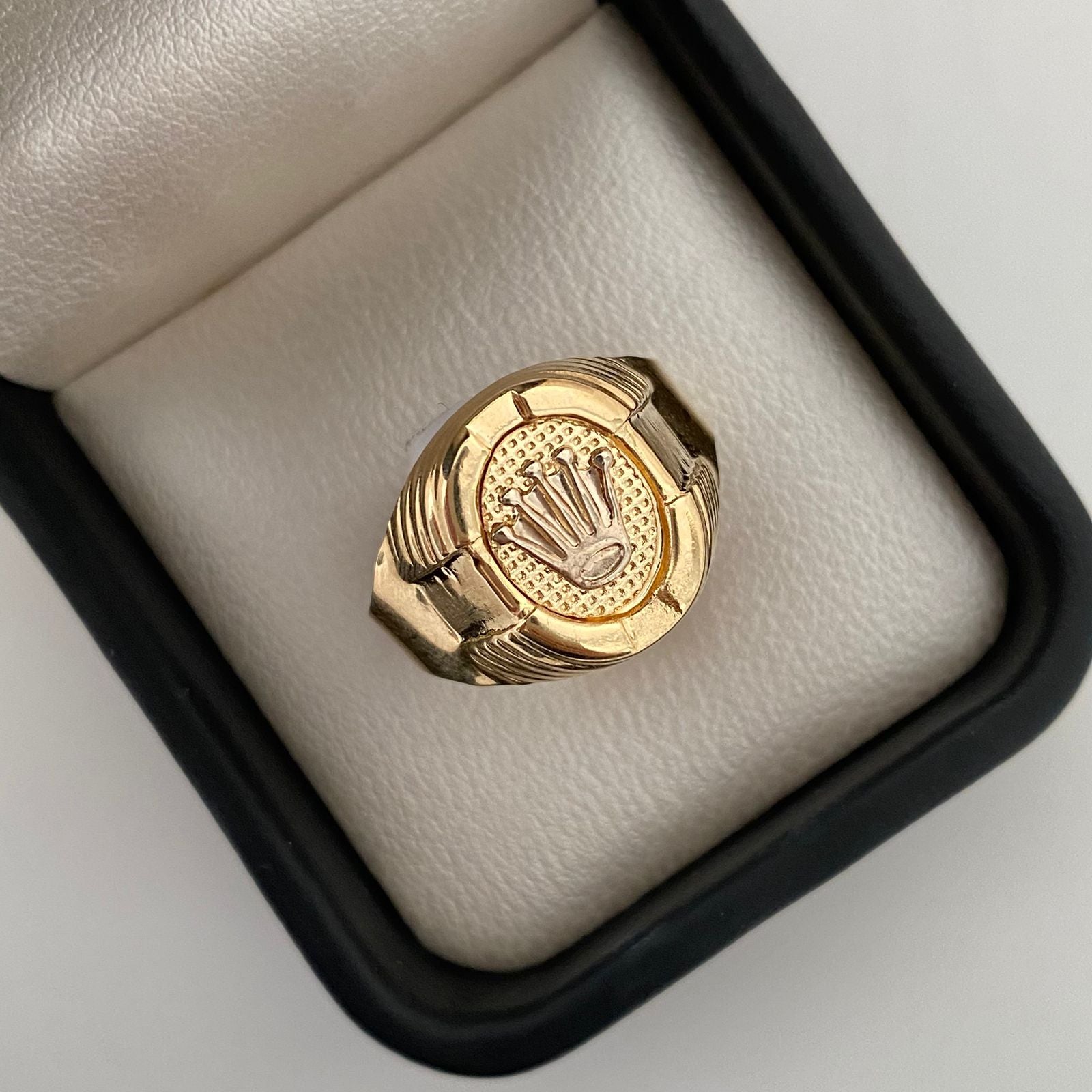 Anillo Troquel Ovalado Rx Oro amarillo y Oro blanco 18k / Talla 10 1/2 / 3,75 Gr / 4,3 mm