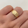 Anillo Troquel espiral Oro amarillo 18k / Talla 7 1/2 / 1,9 Gr / 4,7 mm