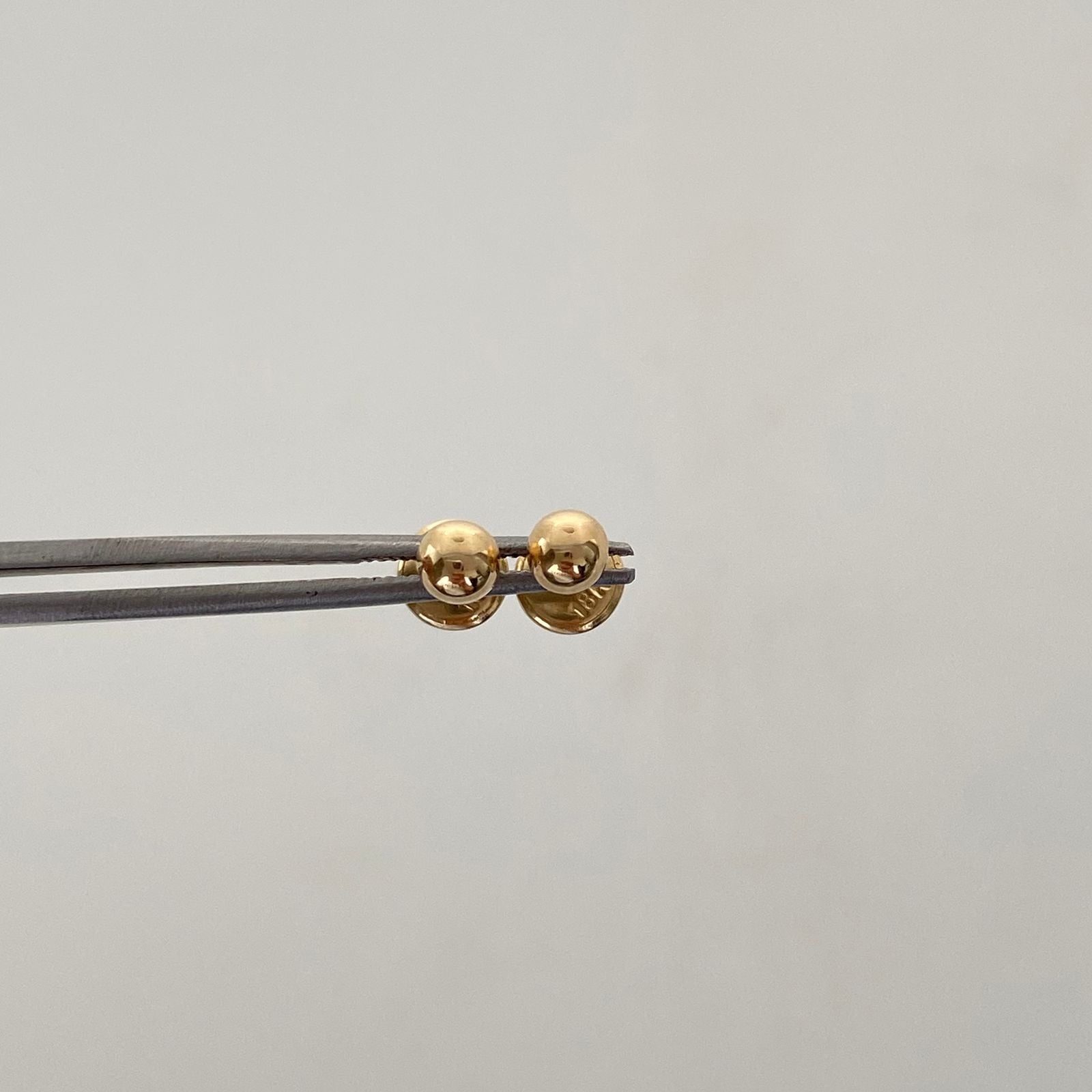 Topos Bola Lisa 4mm Oro amarillo 18k 0,45 Gr