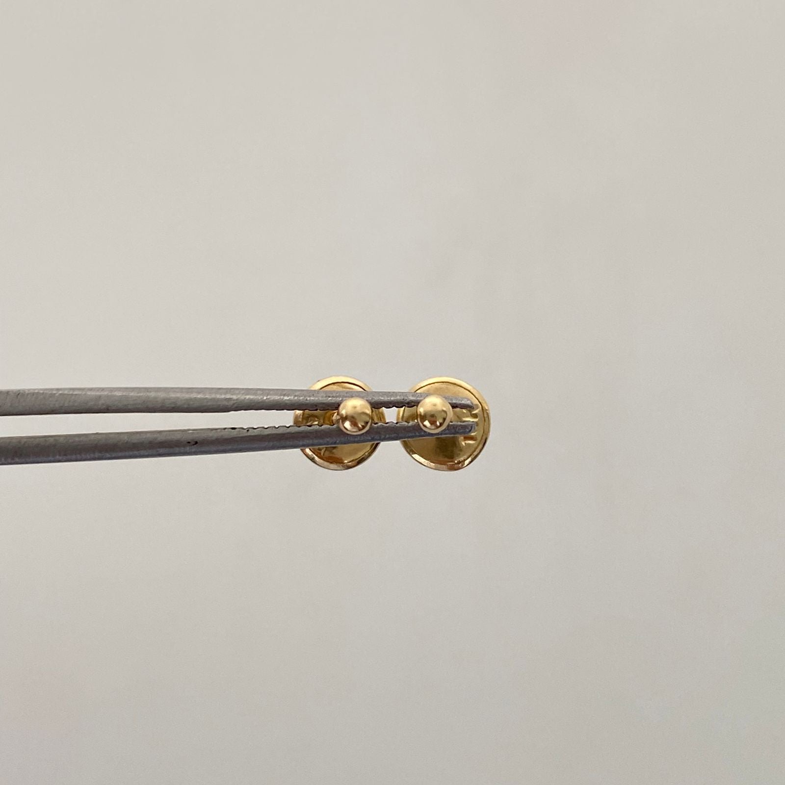 Topos Bola Lisa 2mm Oro amarillo 18k 0,35 Gr