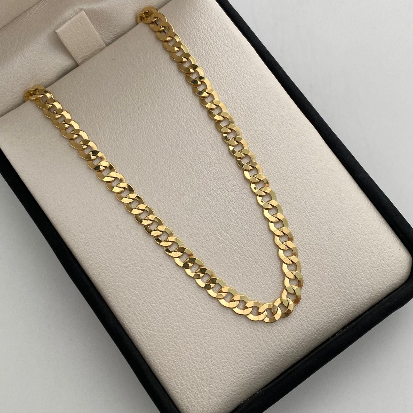 Cadena It Cubana Oro amarillo 18k 11,1 Gr / 4,6 mm / 60 Cm