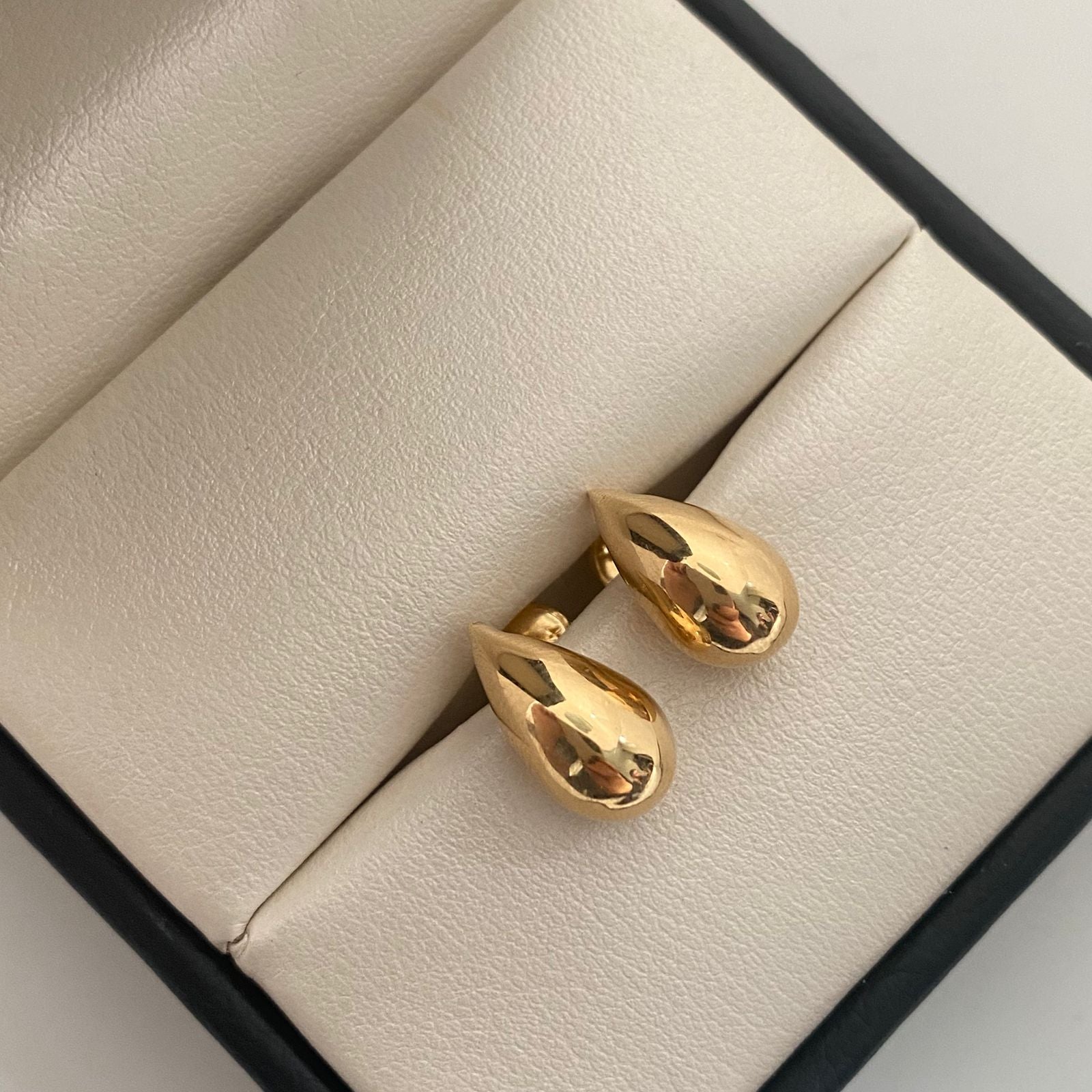 Topos Gota Oro amarillo 18k 1,9 Gr / 8,1 mm