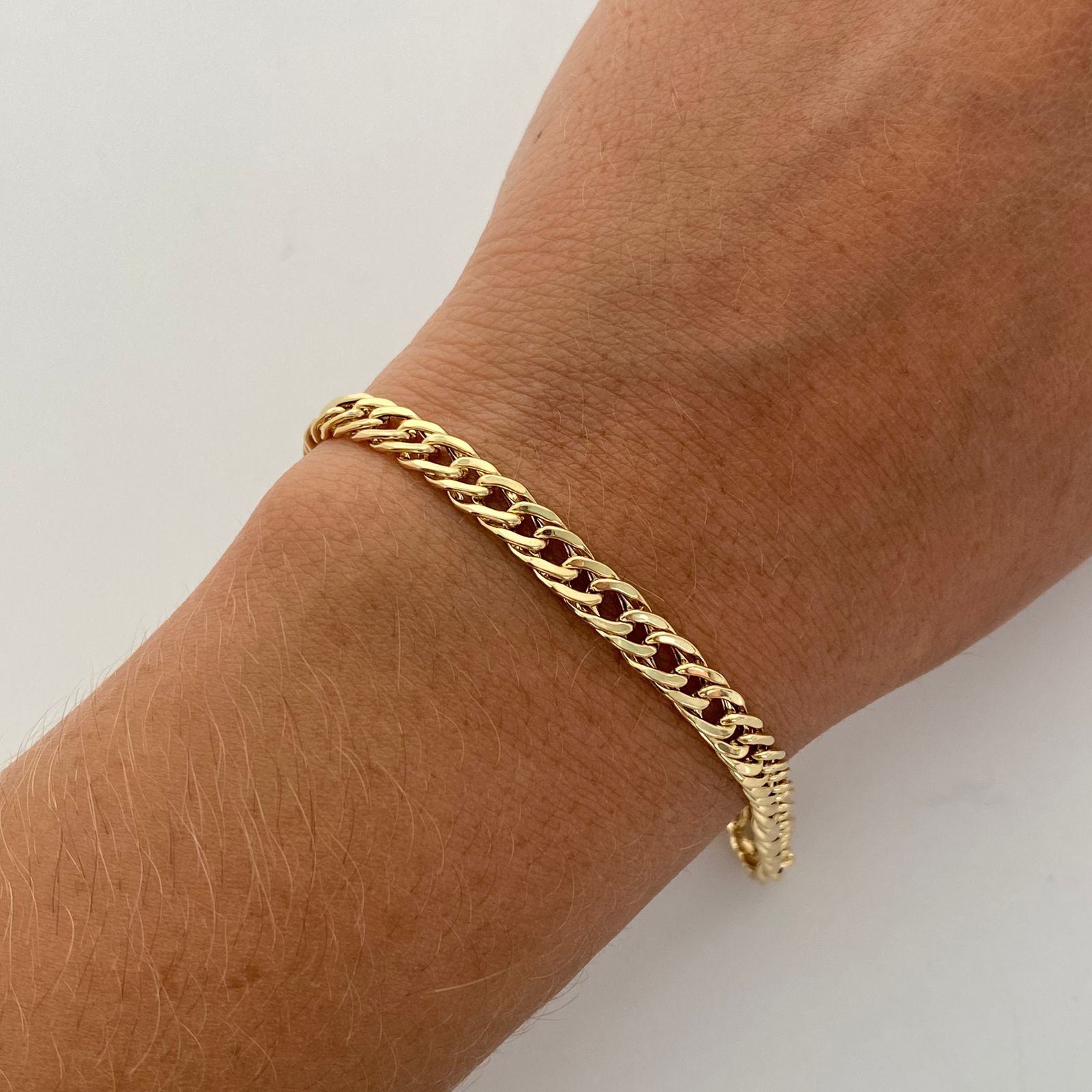 Pulso It Cubana Espiga Oro amarillo 18k 3,6 Gr / 4,8 mm / 20,5 Cm