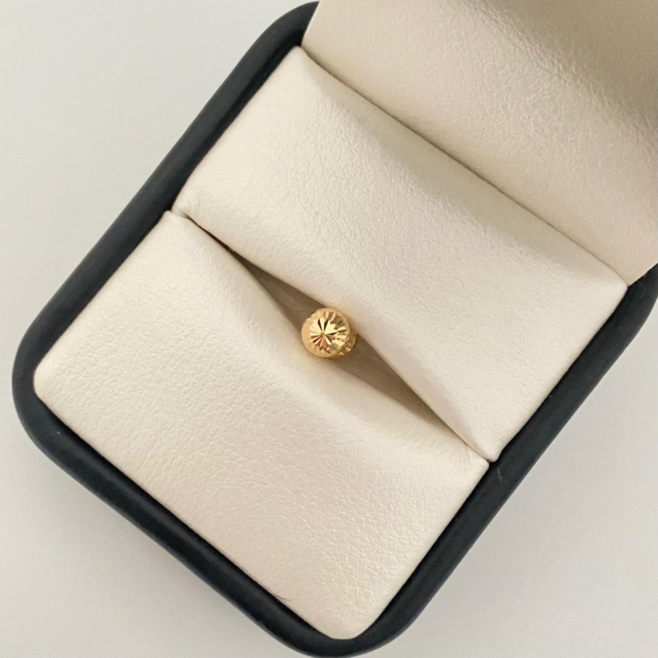 Topo bola diamantada Oro amarillo 18k 0,35 Gr / 5,0 mm