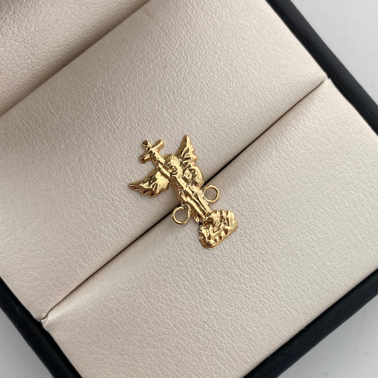 Herraje San Miguel Arcangel Oro amarillo 18k 0,75 Gr / 2 Cm
