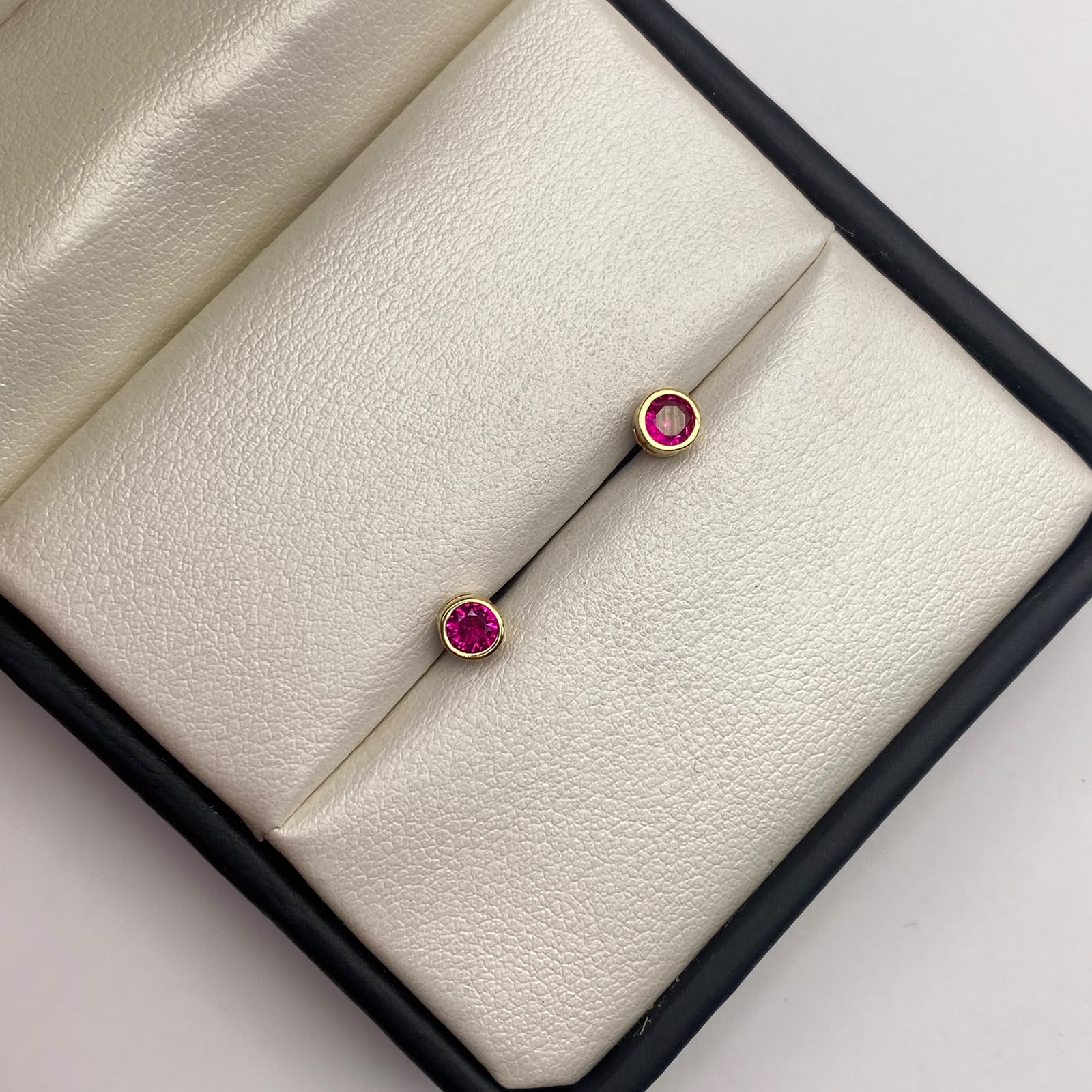Cadena It mini rollon+dije punto de luz fucsia+topos Oro amarillo 18k +4 / 2,71 Gr / 0,6 mm / 45 Cm