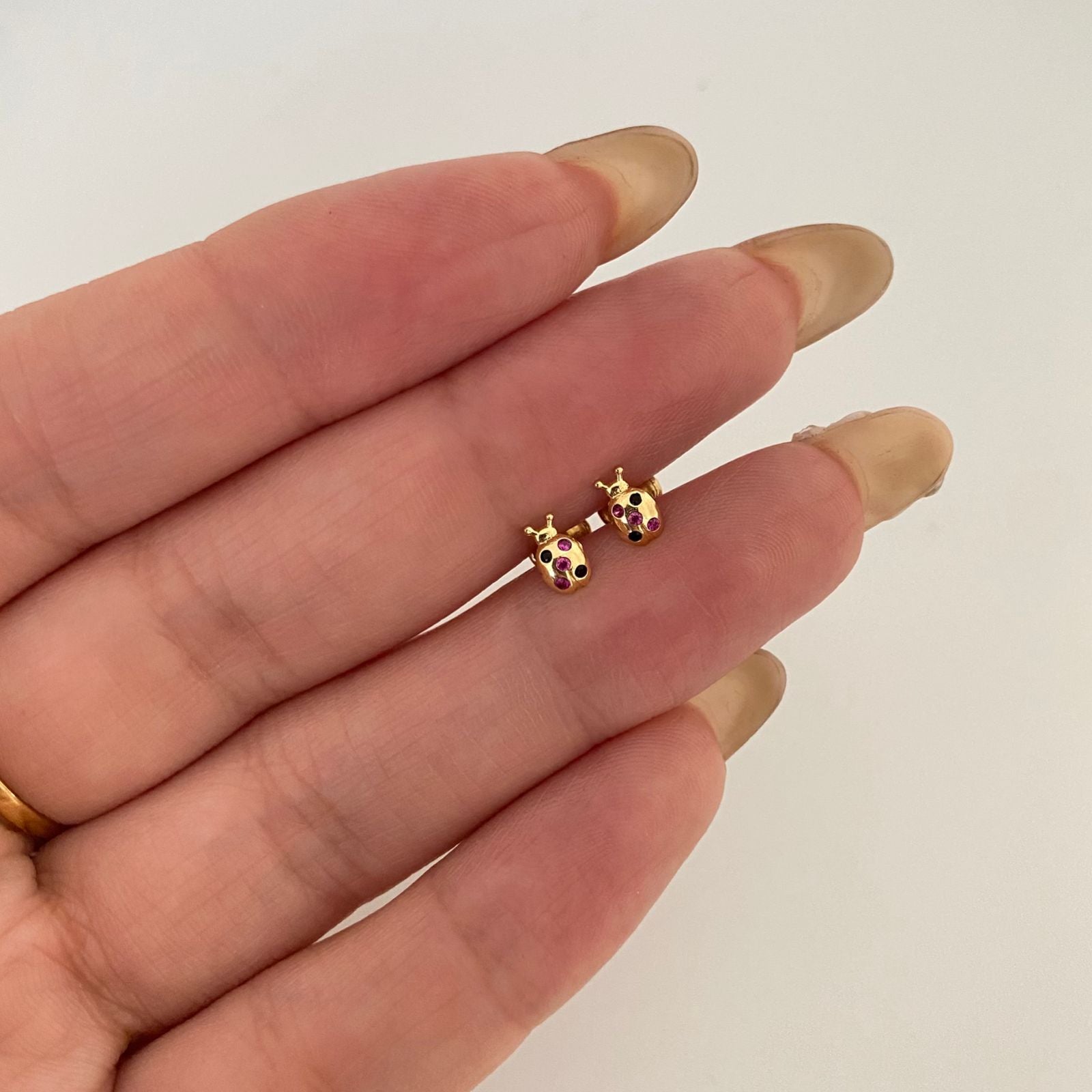 Topos mariquita circones negros y rojos Oro amarillo 18k 0,7 Gr / 3,7 mm