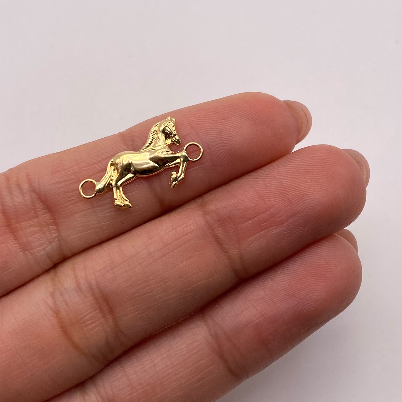 Herraje caballo Oro amarillo 18k 0,52 Gr / 2 Cm