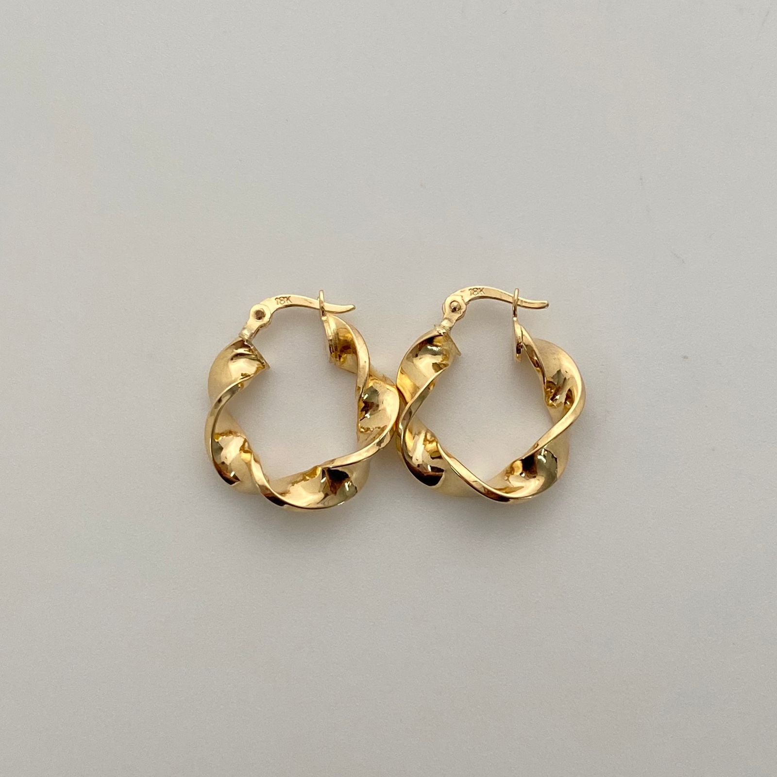 Candonga melcocha  Oro amarillo 18k 1,9 Gr / 2 Cm