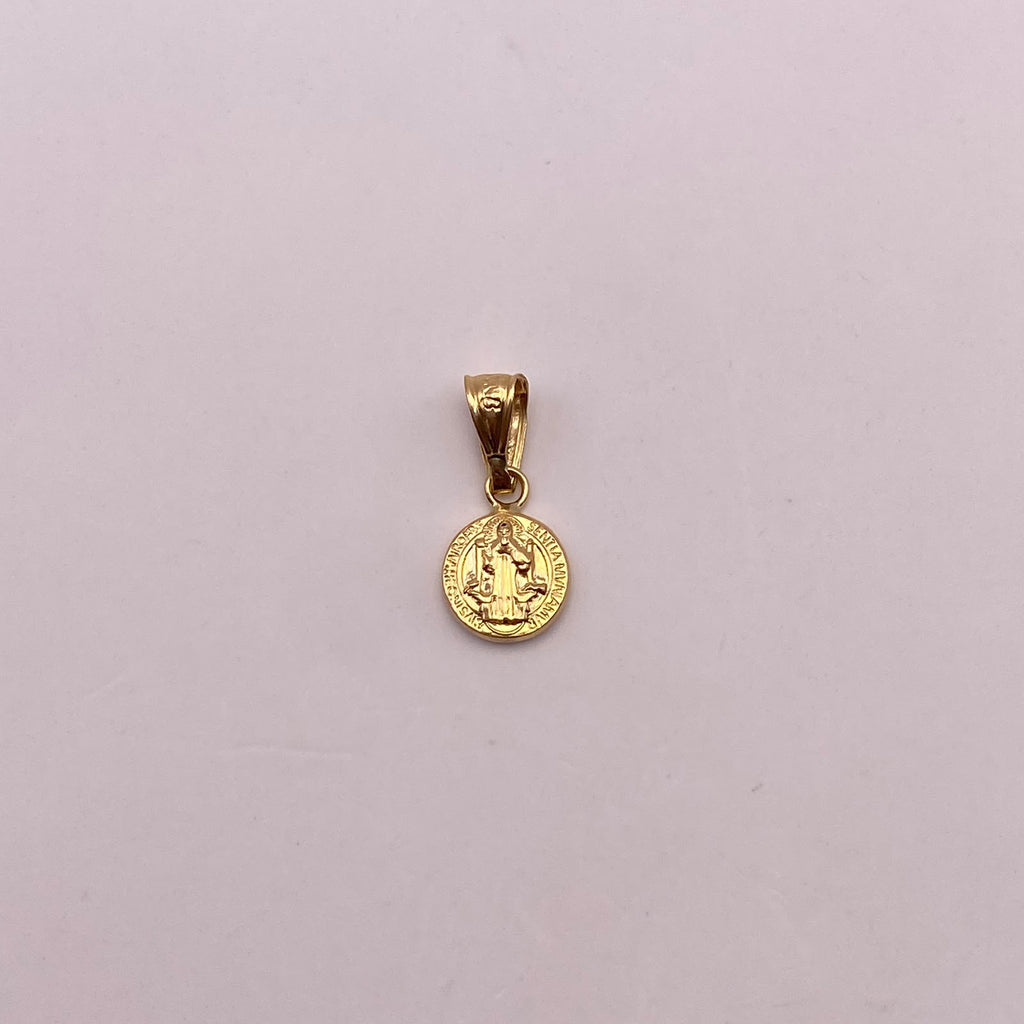 Dije San benito Oro amarillo 18k 0,42 Gr / 8,5 mm / 1,7 Cm