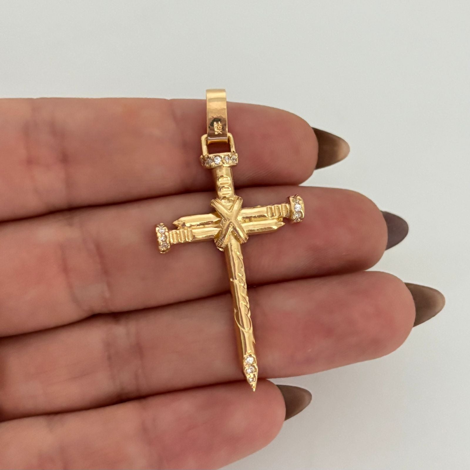 Dije cruz clavo Oro amarillo 18k 3,15 Gr / 5,6 Cm