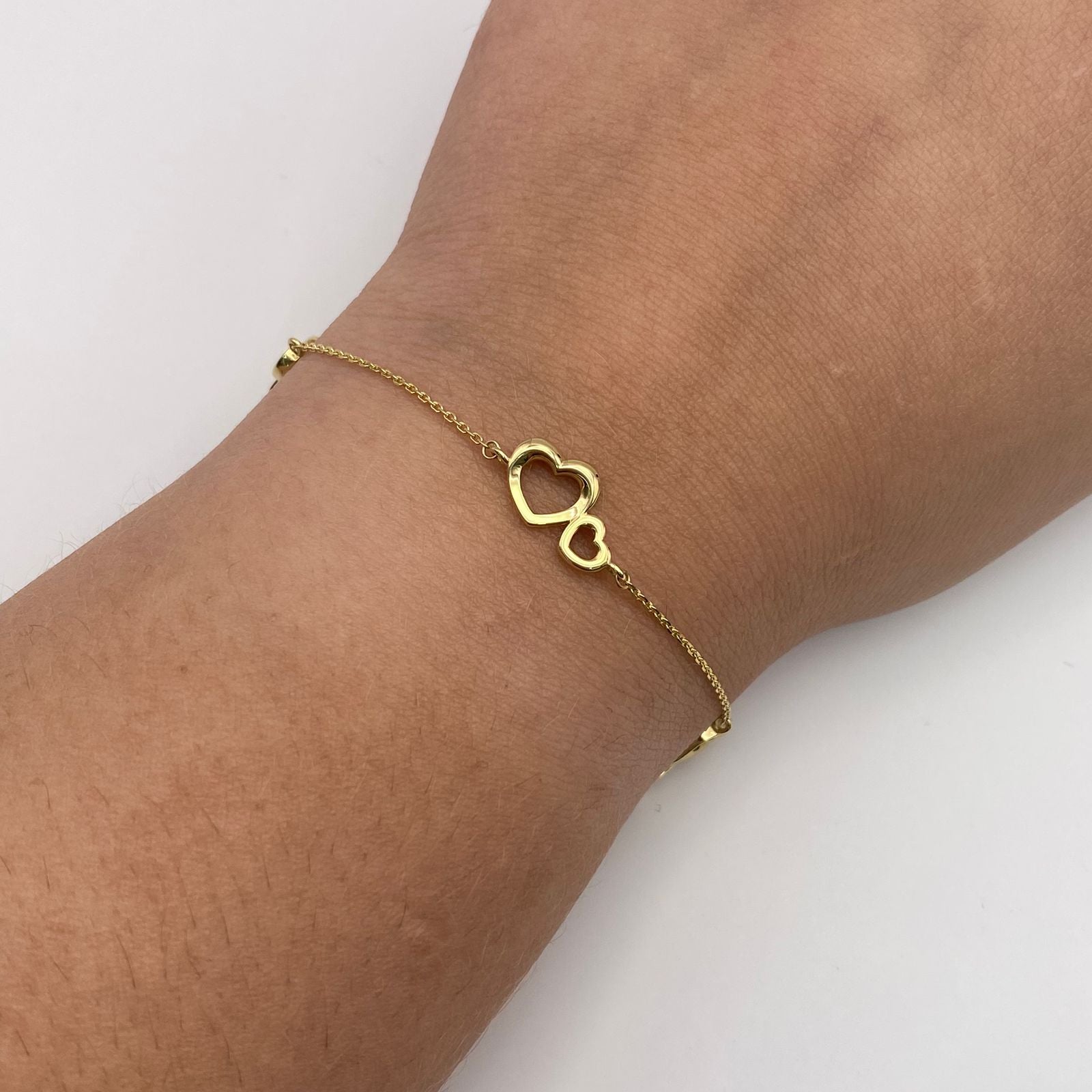 Pulso It Corazon Silueta Oro amarillo 18k 2,85 Gr / 0,6 mm / 19 Cm