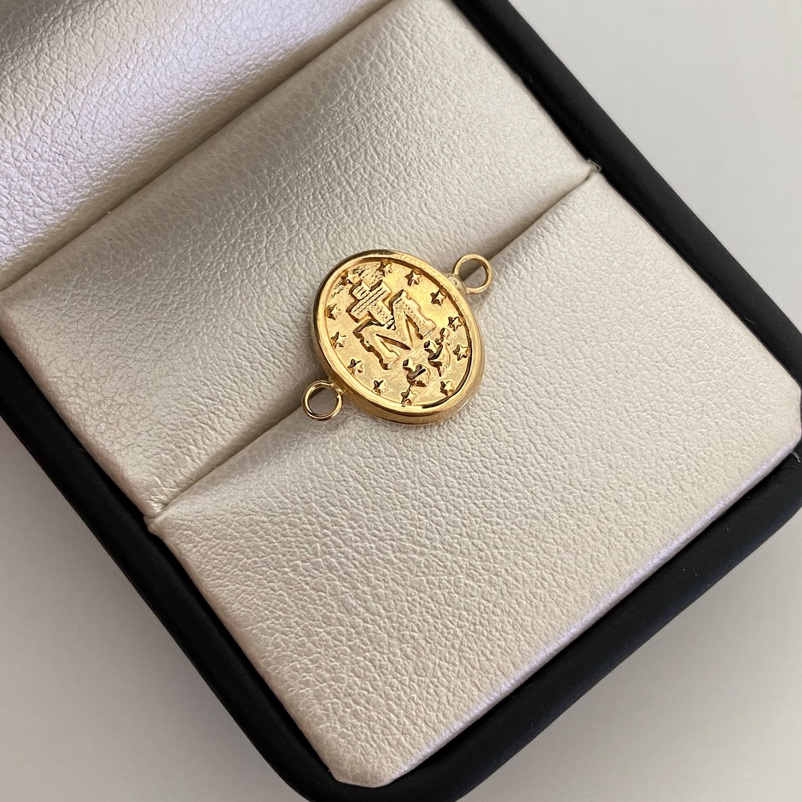 Herraje Virgen Milagrosa Oro amarillo 18k 0,8 Gr / 1,7 Cm