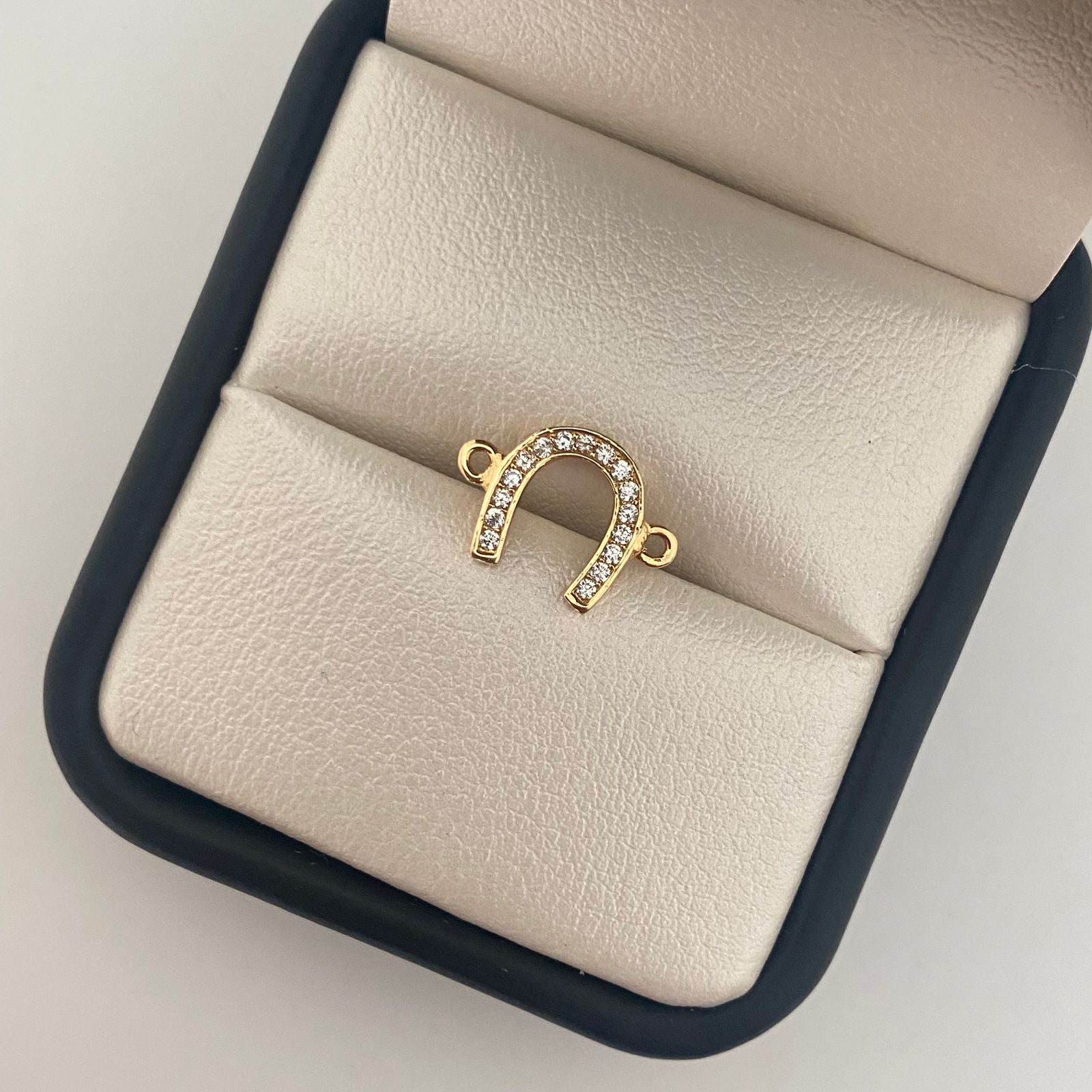 Herraje herradura de caballo casting Oro amarillo 18k 0,75 Gr / 1,5 Cm