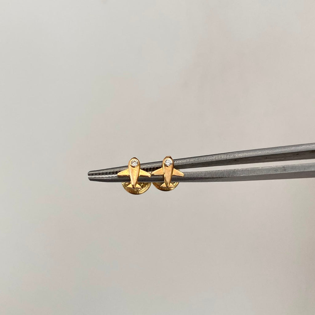 Topos Avioncitos Circon Oro amarillo 18k 0,6 Gr / 5,9 mm