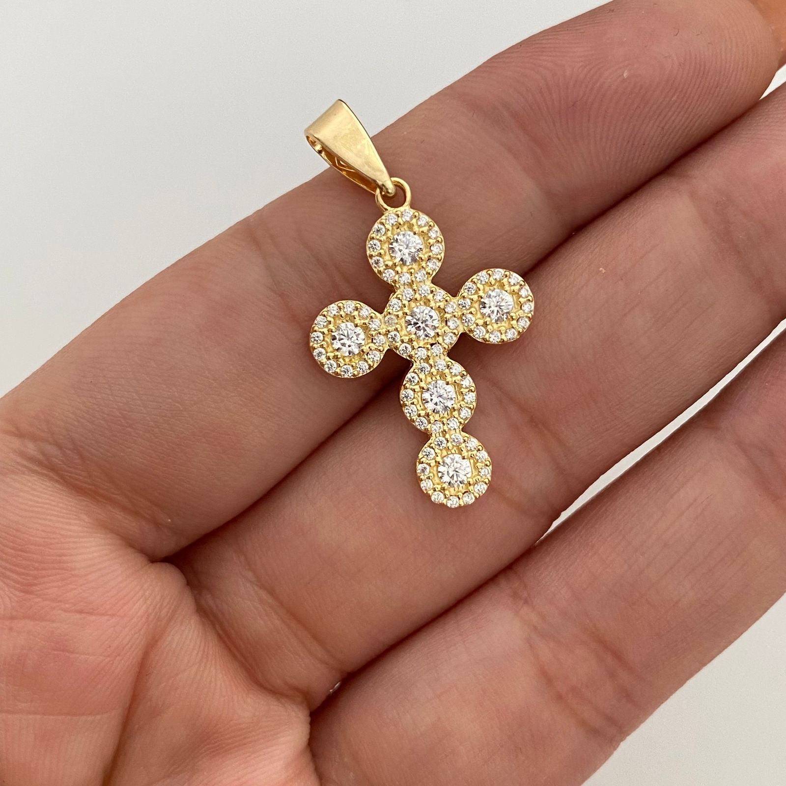 Dije cruz casting blanco  Oro amarillo 18k 2,6 Gr / 3 Cm