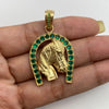 Dije Herradura caballo circones verdes Oro amarillo 18k 10,25 Gr / 25 mm / 4 Cm