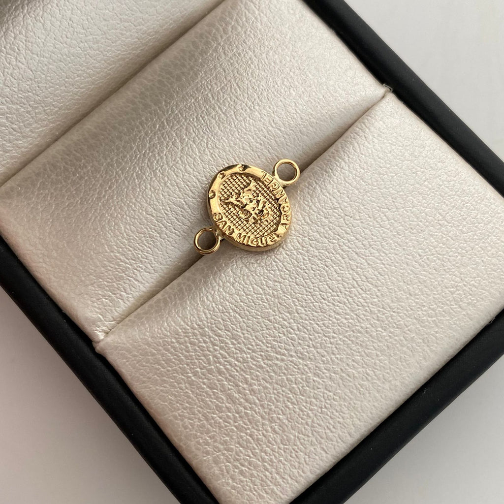 Herraje San Miguel Arcangel Oro amarillo 18k 0,45 Gr / 1,5 Cm