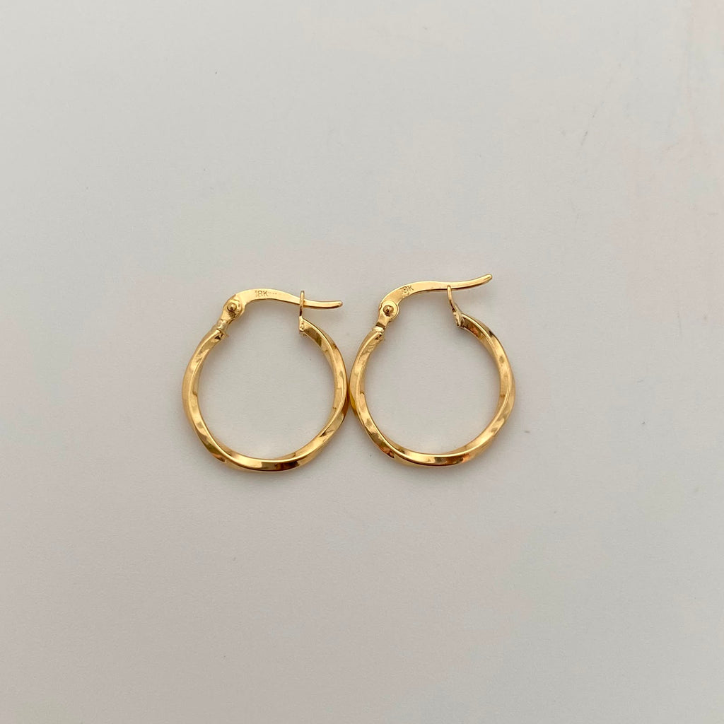 Candonga Entorchada Oro amarillo 18k 1,1 Gr / 2 Cm