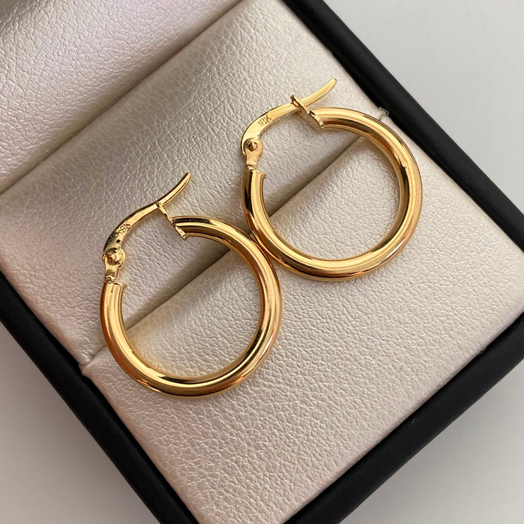 Candonga Lisas Oro amarillo 18k 1,75 Gr / 2,1 Cm