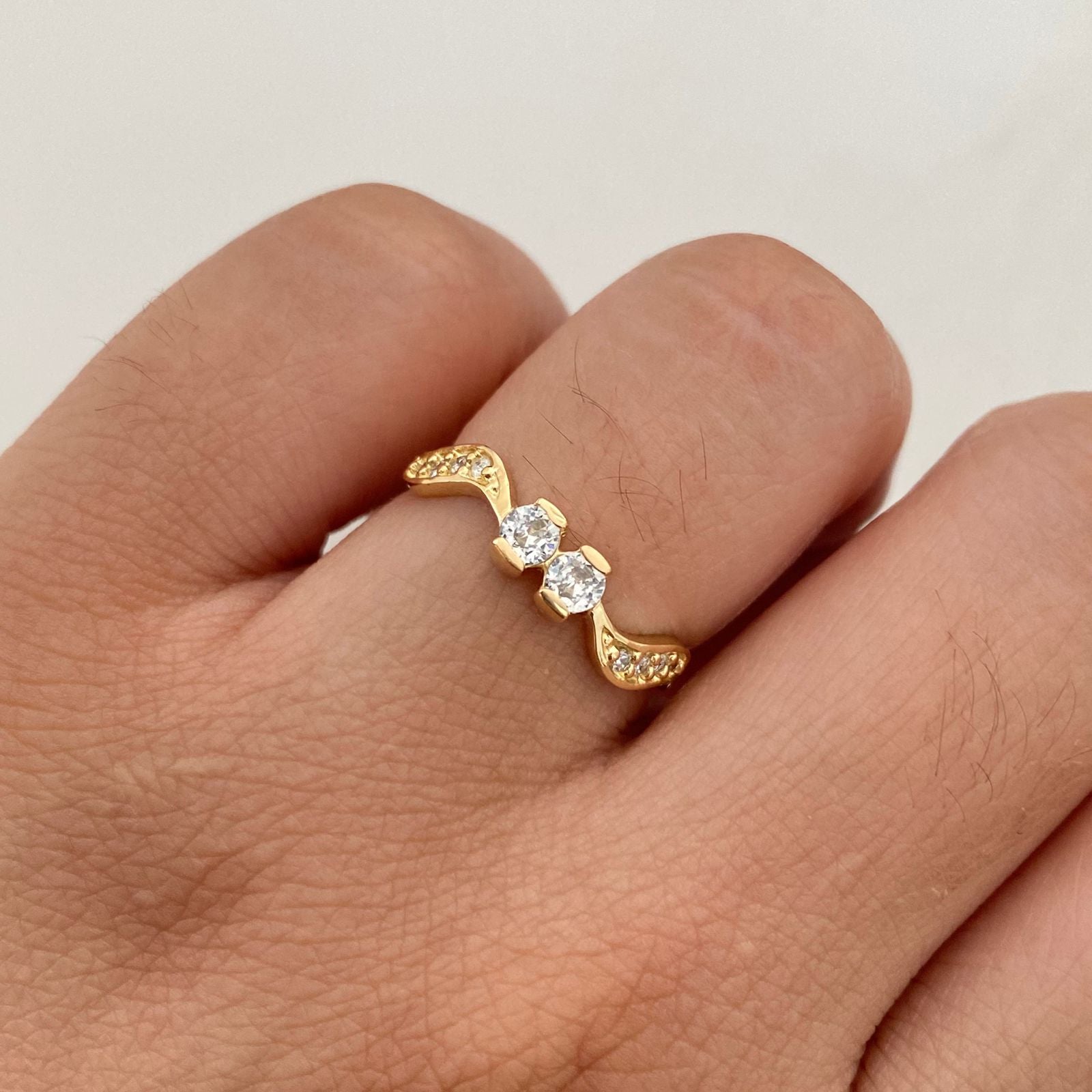 Anillo Solitario doble circon Oro amarillo 18k / Talla 6 / 1,7 Gr / 1,5 mm