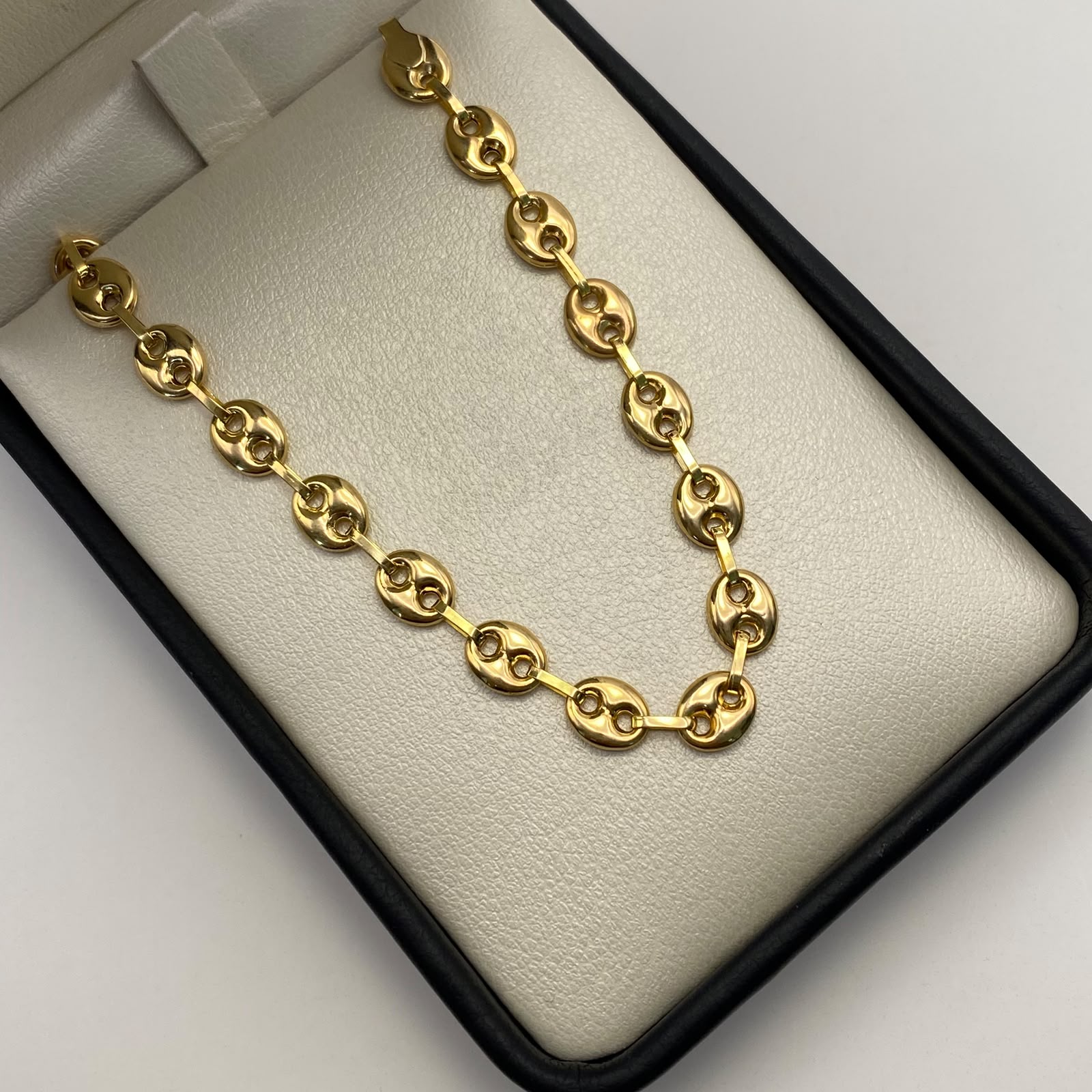 Pulso Gc Liso Oro amarillo 18k 5,35 Gr / 6,7 mm / 19,6 Cm Broche 0,60