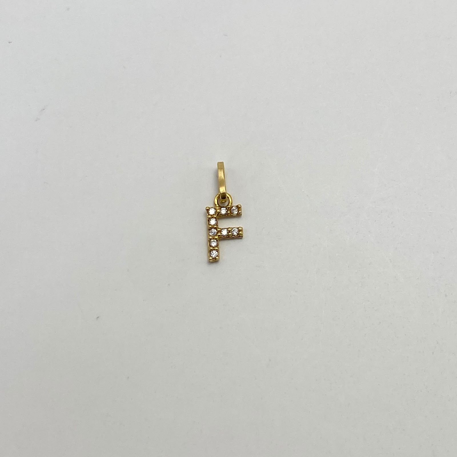 Dije Letra F Casting  Oro amarillo 0,4 Gr / 5,21 mm / 1 Cm