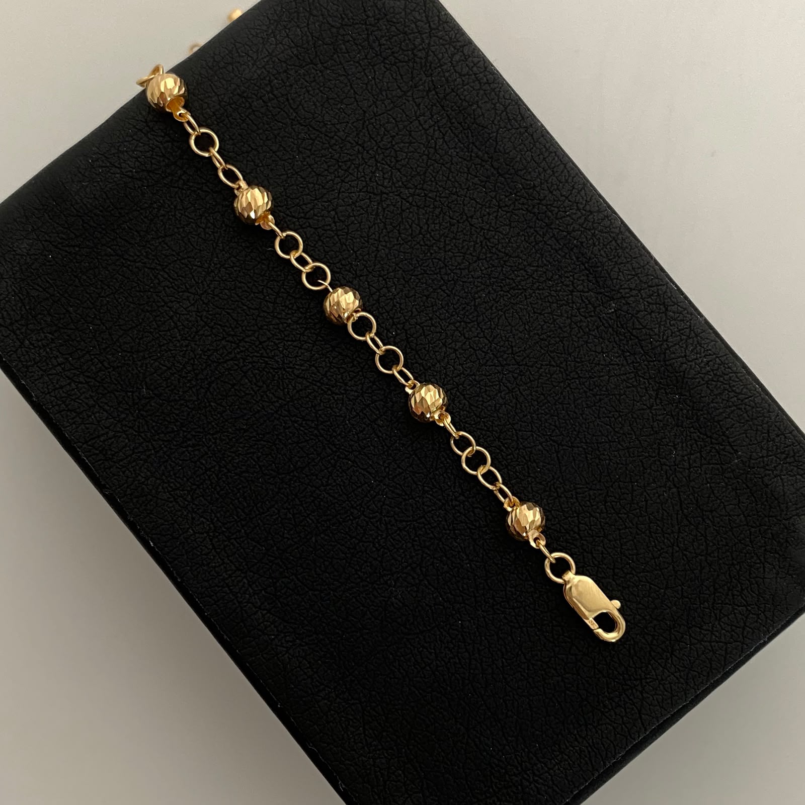Pulso Denario Bola Diamantada 5mm Oro amarillo 18k 3,90 Gr / 3,5 mm / 18 Cm Broche 0,60