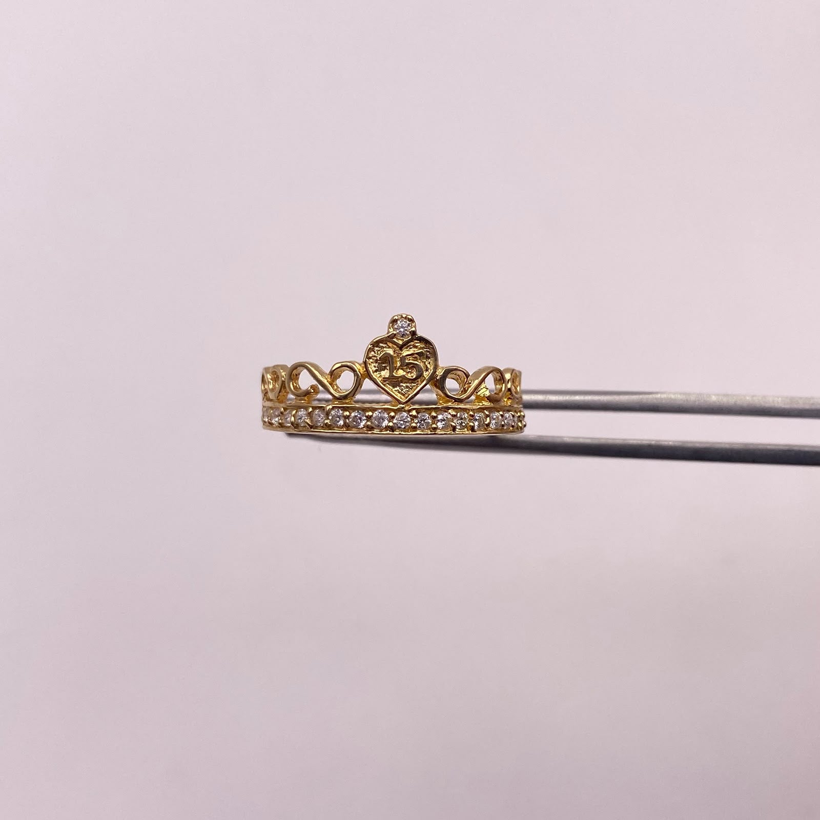 Anillo 15 infinitos circones blancos Oro amarillo 18k / Talla 8 / 2,19 Gr / 2,25 mm