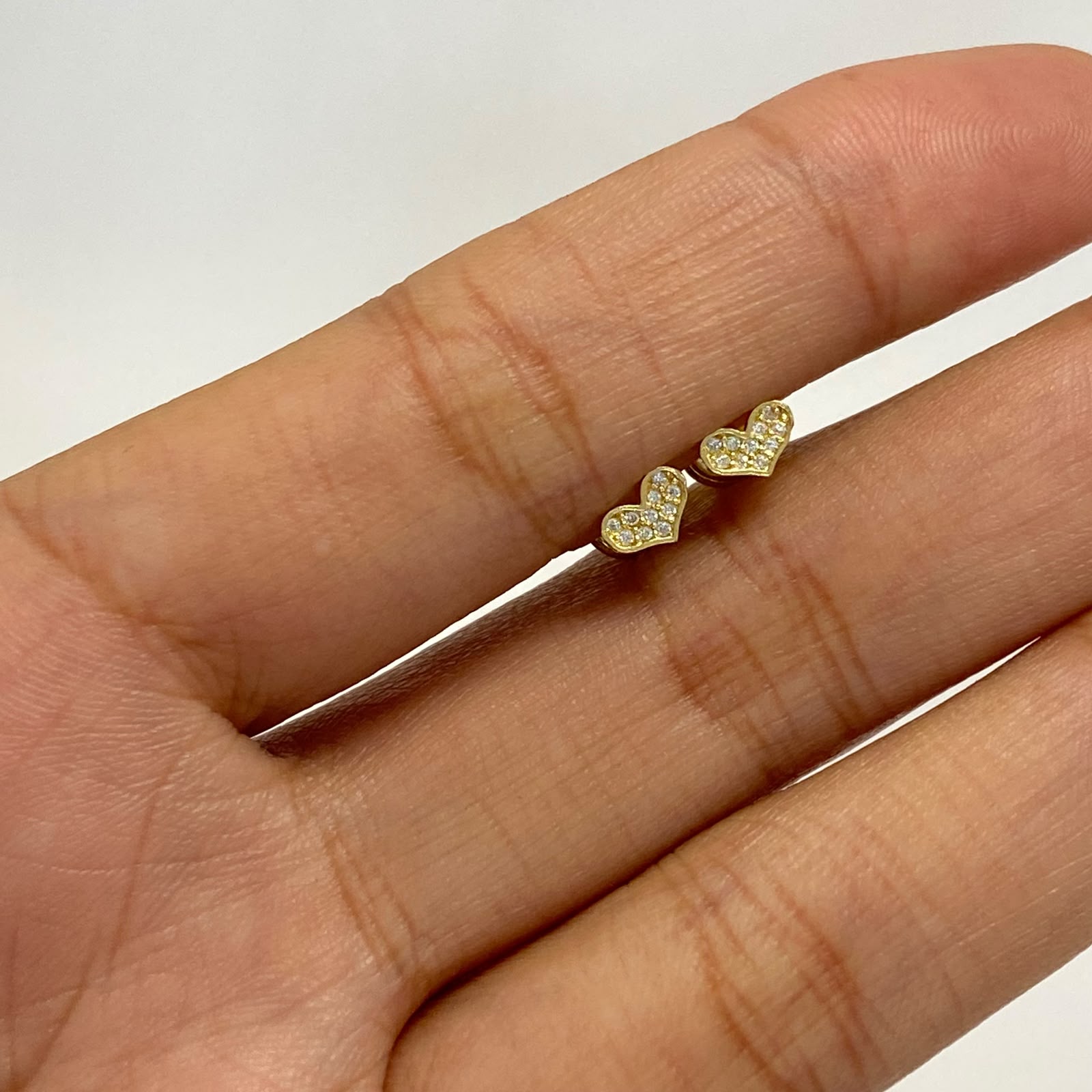 Topos corazon circones blancos Oro amarillo 18k 0,6 Gr / 5,5 mm