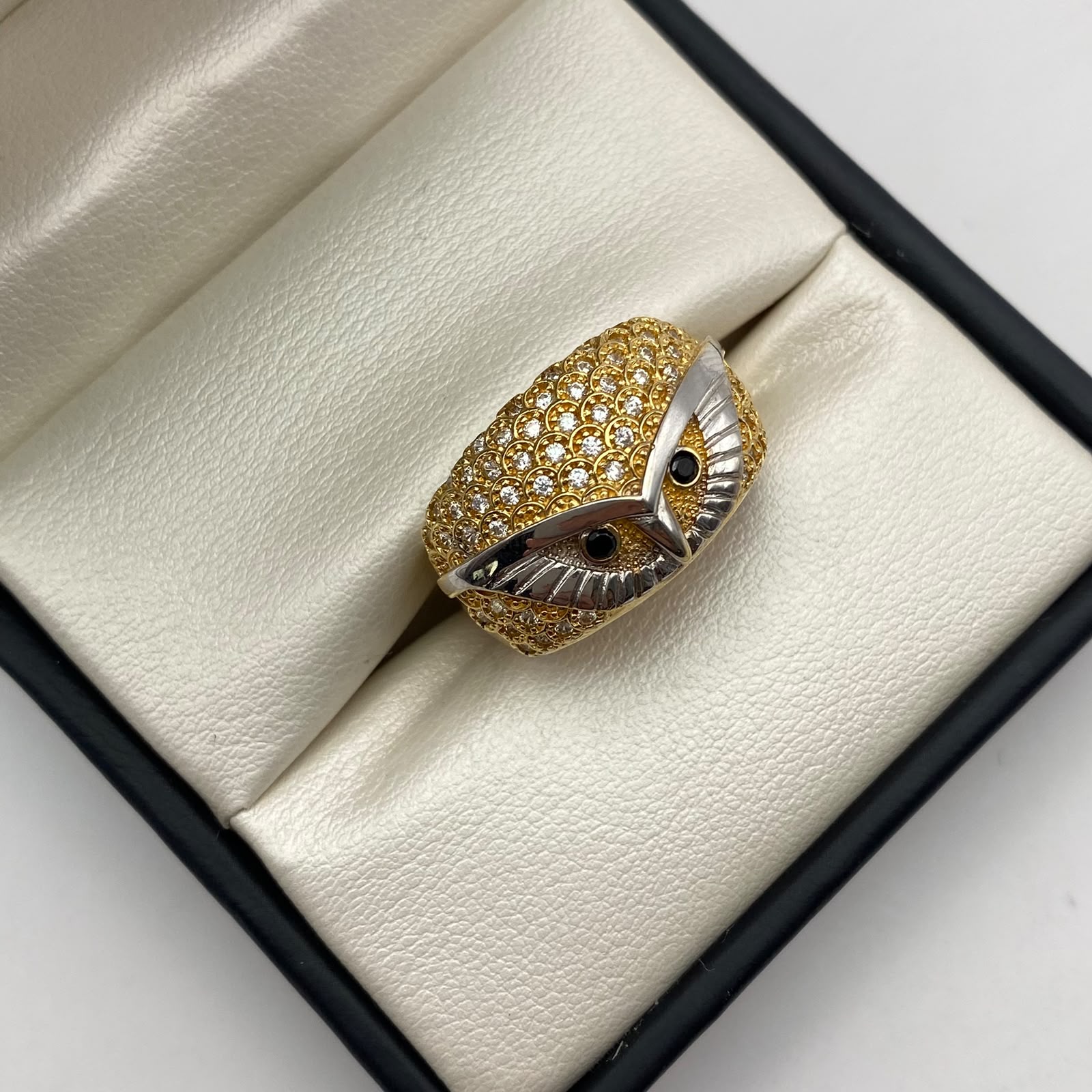Anillo buho Oro amarillo y Oro blanco 18k / Talla 10 / 12,20 Gr / 6,52 mm