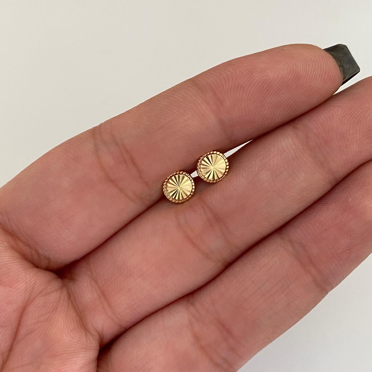 Topos Redondo Diamantado Oro amarillo 18k 0,6 Gr / 5,9 mm