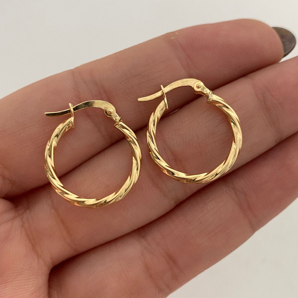 Candonga Entorchada Oro amarillo 18k 1,95 Gr / 1,5 Cm