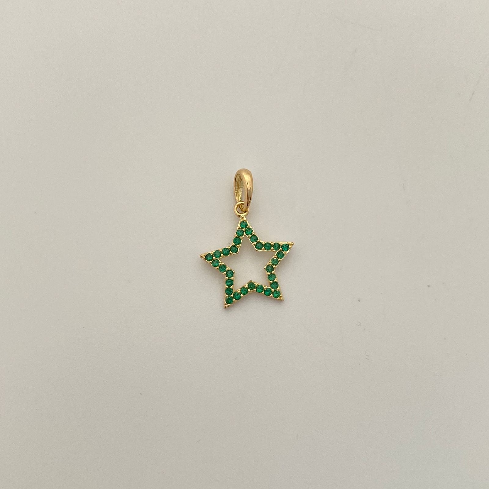 Dije Estrella Casting Verde Oro amarillo 18k 1 Gr / 15,8 mm / 2,3 Cm