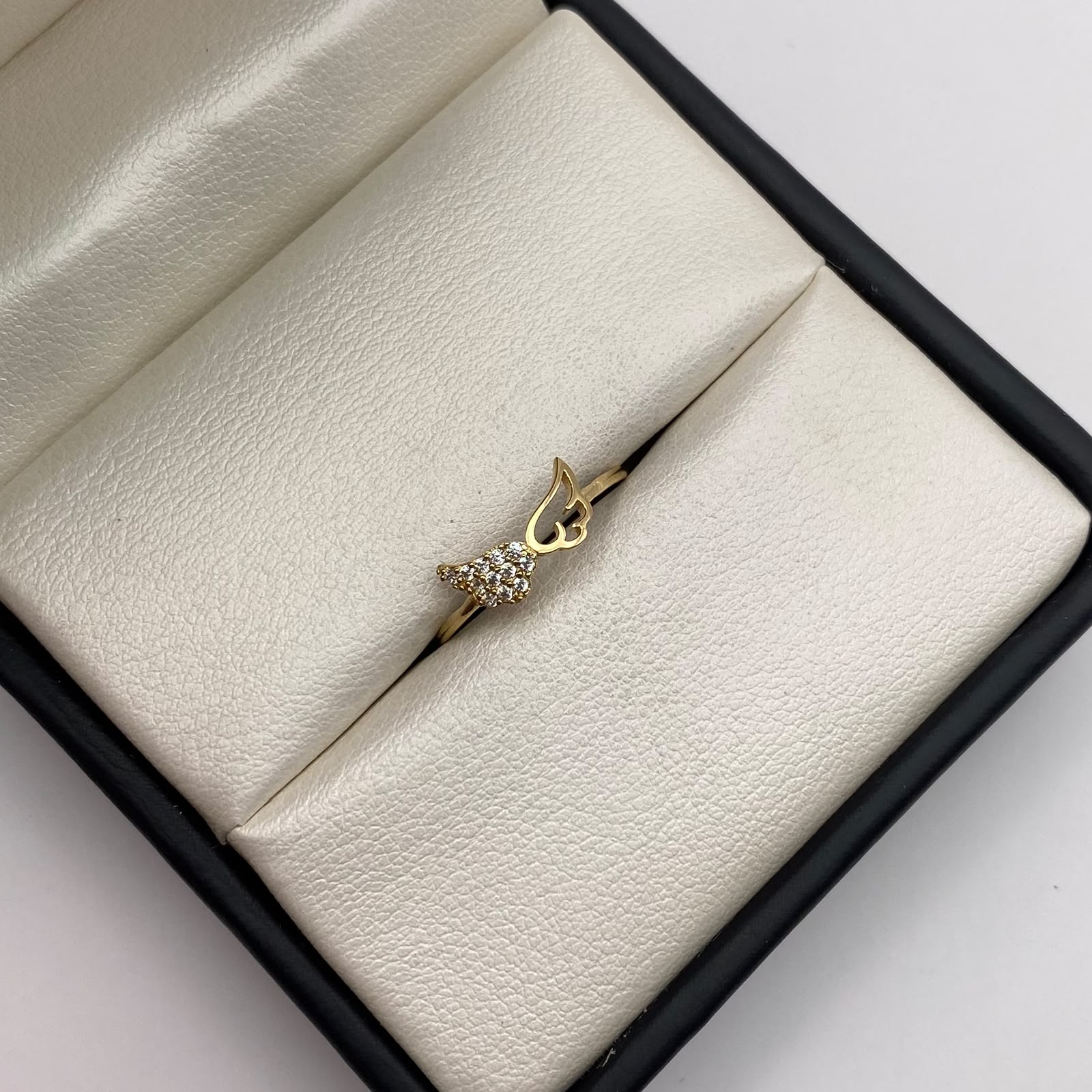 Anillo alas circones blancos Oro amarillo 18k / Talla 7 / 0,95 Gr / 1,06 mm