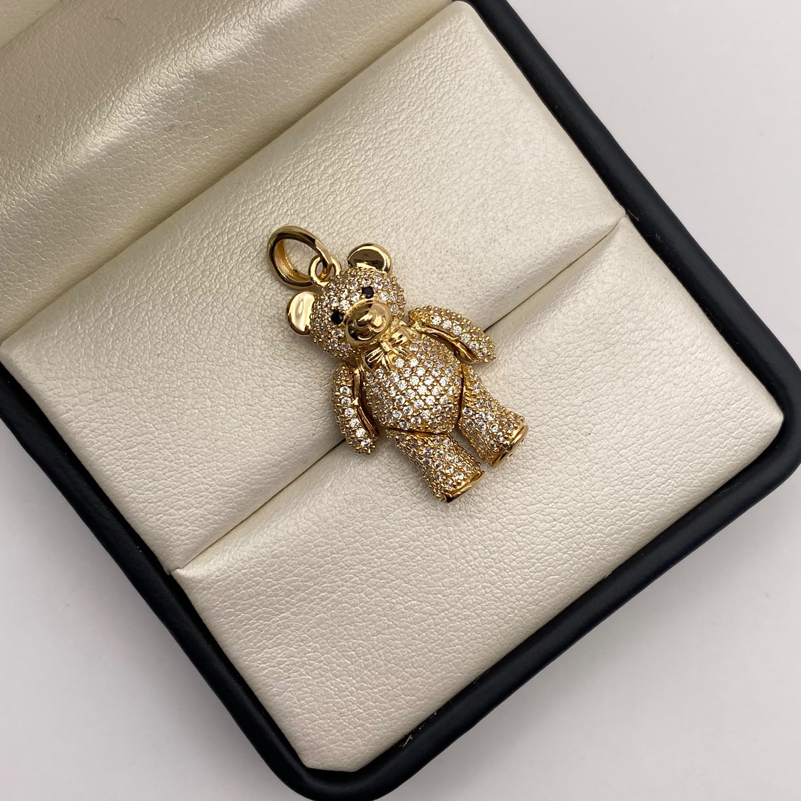 Dije Oso articulado circones blancos Oro amarillo 18k 9,1 Gr / 18,2 mm / 3,4 Cm