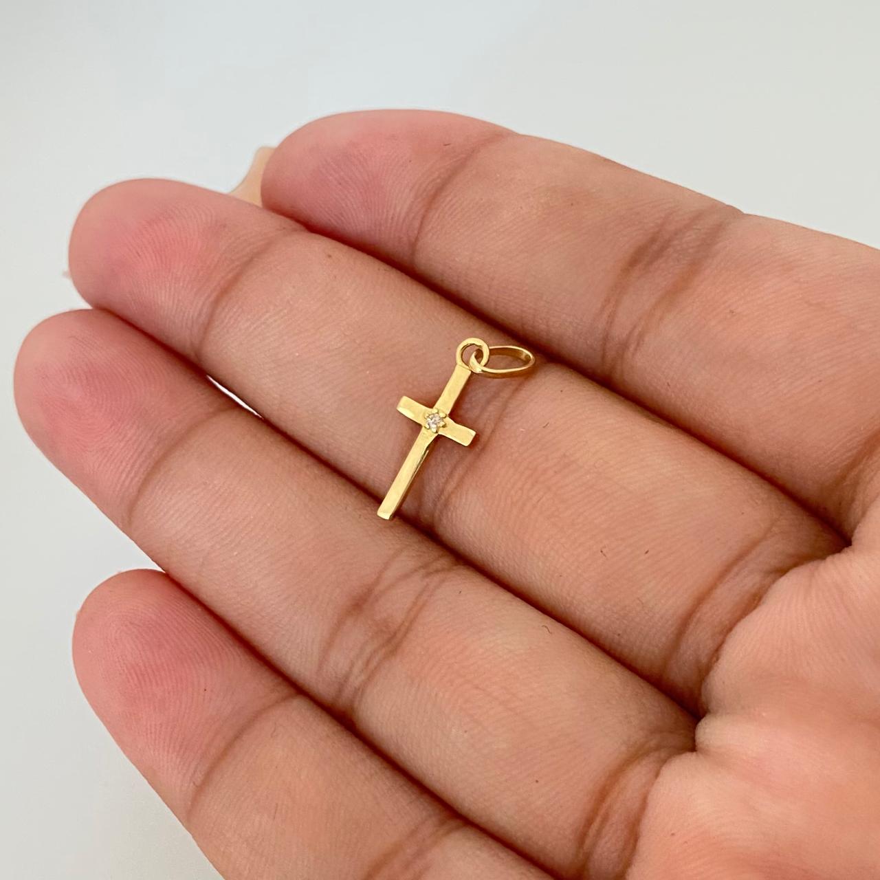 Dije cruz plana centro circones Oro amarillo 18k 0,45 Gr / 2,0 Cm