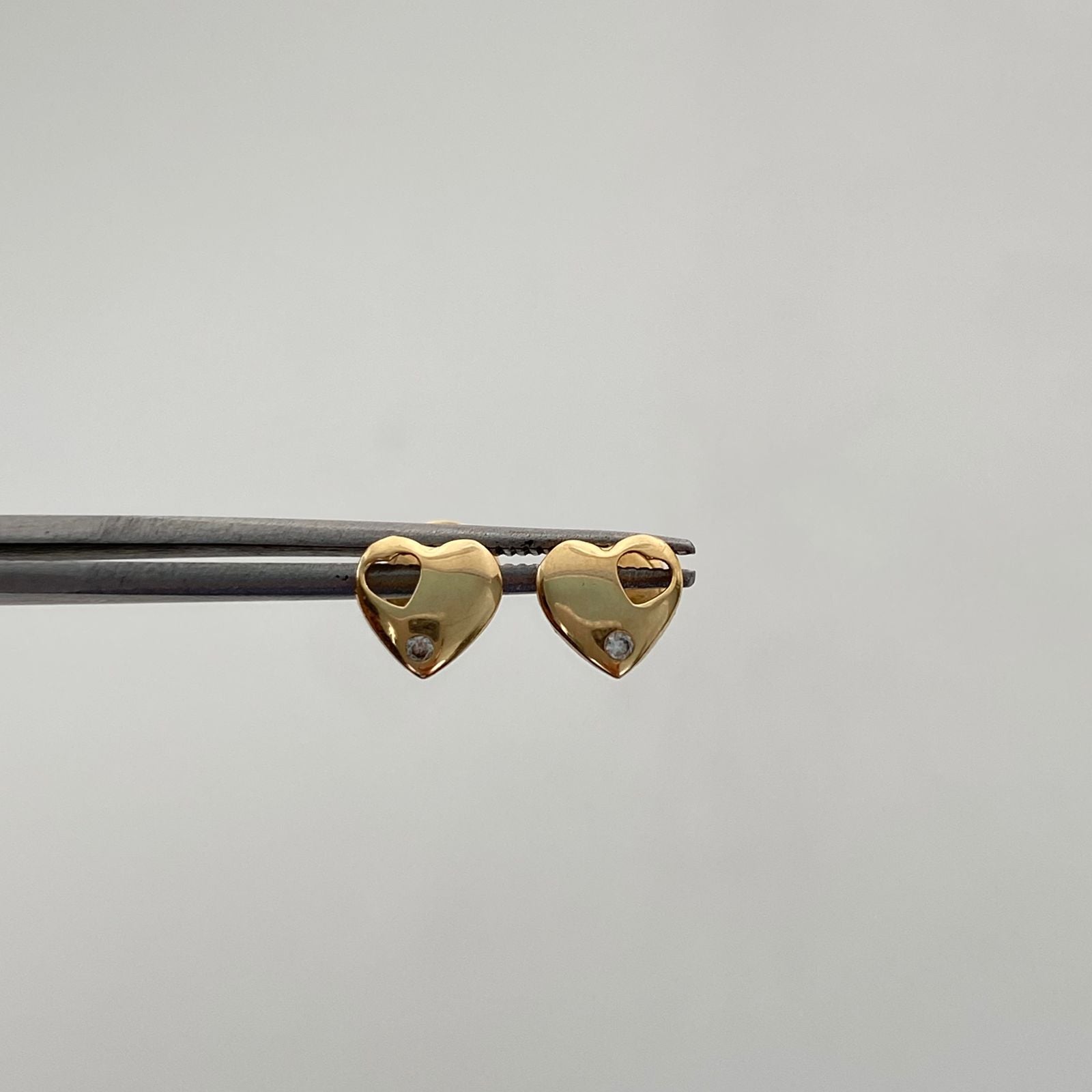 Topos Corazon silueta circon blanco Oro amarillo 18k 0,55 Gr / 4,8 mm