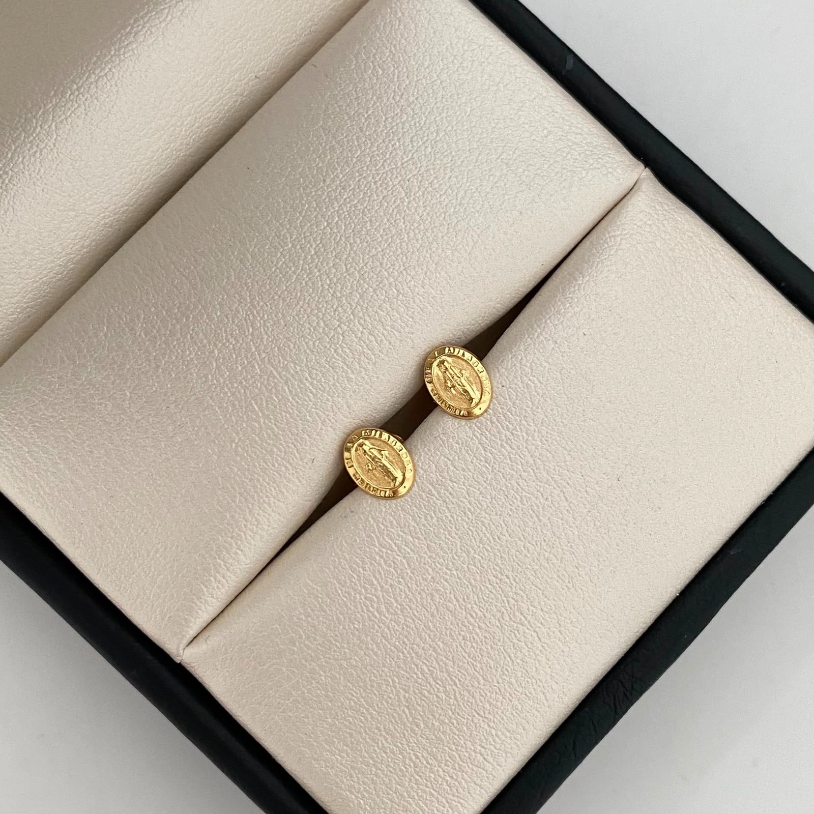 Topos Virgen Milagrosa Oro amarillo 18k 0,55 Gr / 5,4 mm