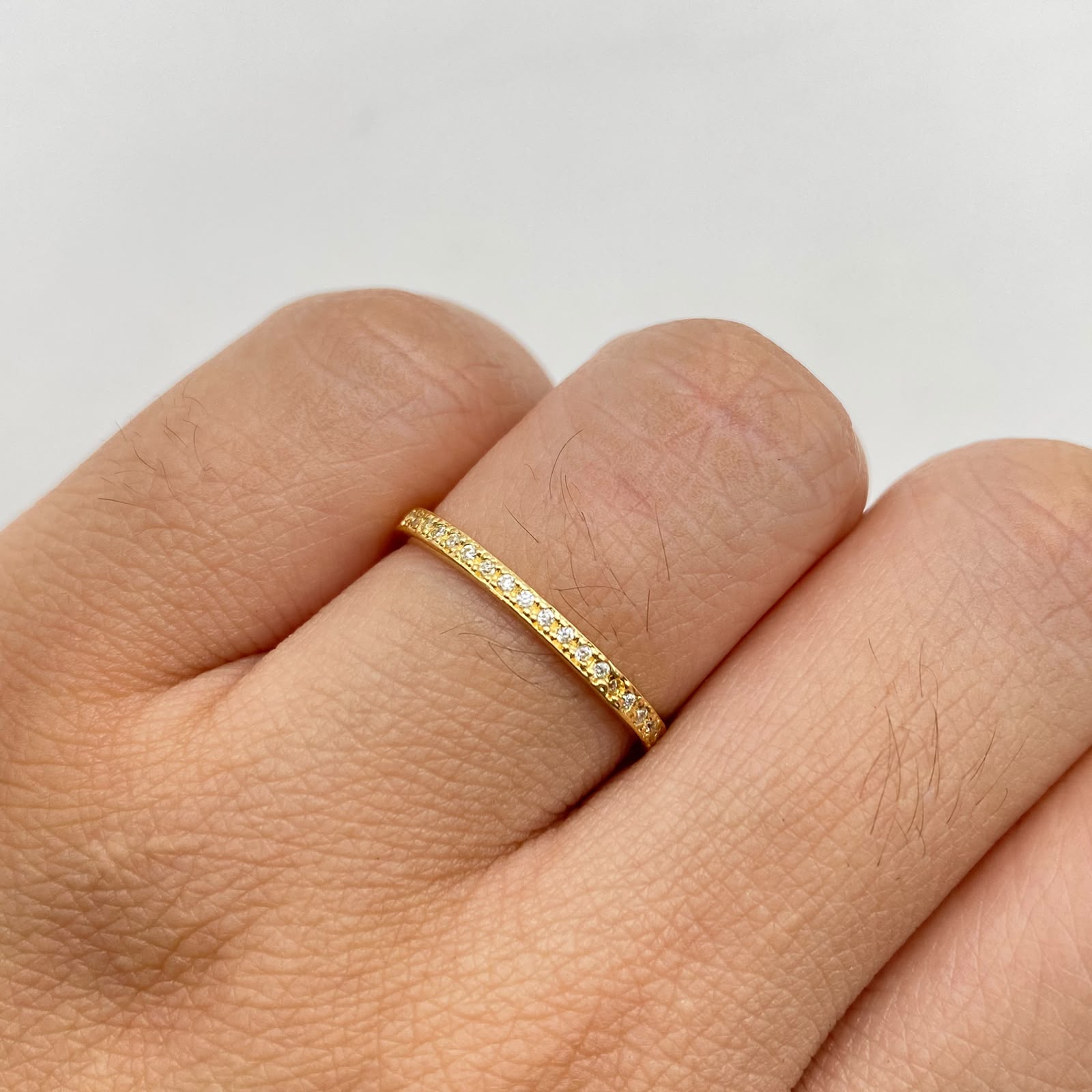 Anillo churumbela circones blancos Oro amarillo / Talla 7 / 1,4 Gr