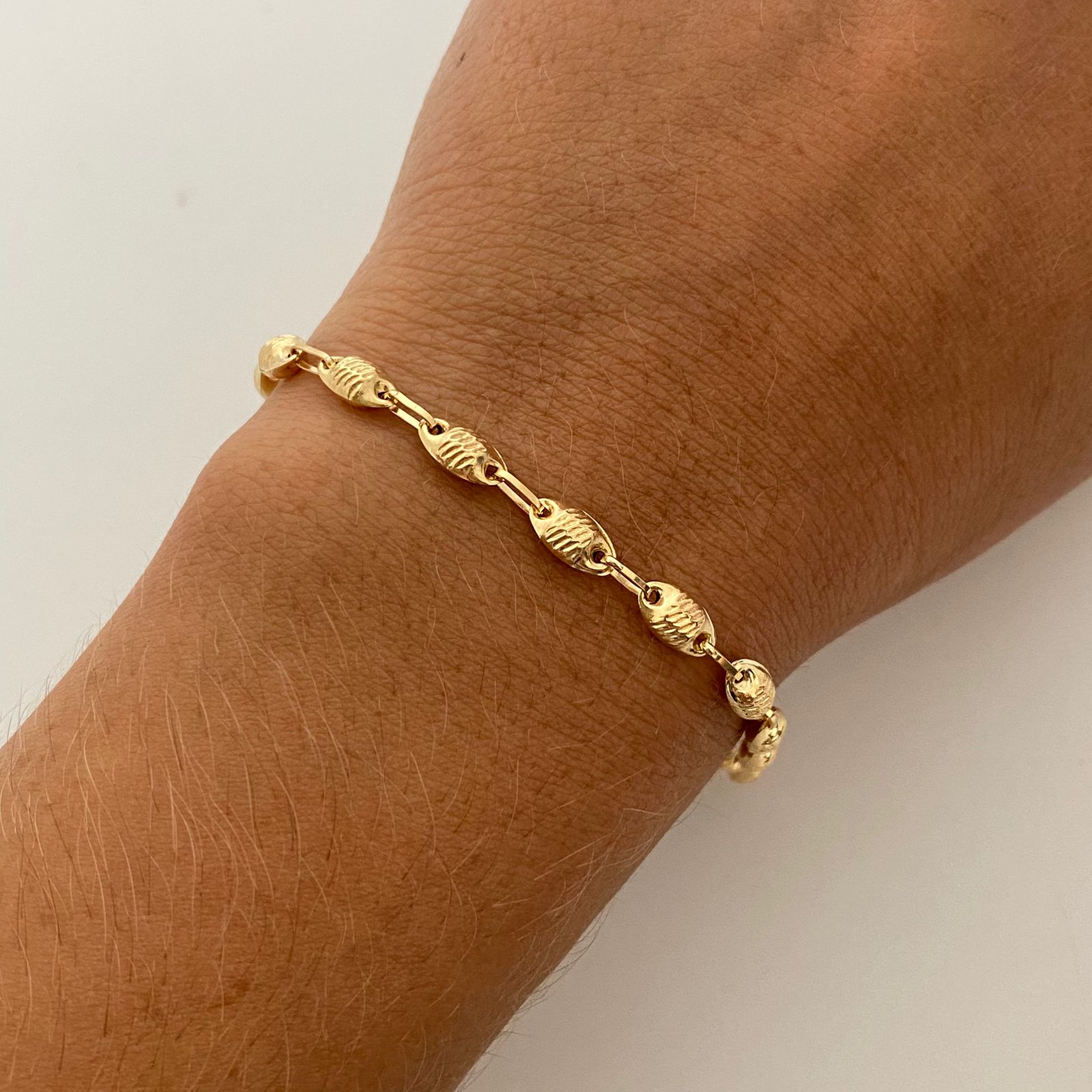 Pulso Rustica Oro amarillo 18k 2,80 Gr / 4,3 mm / 19,5 Cm Broche 0,60