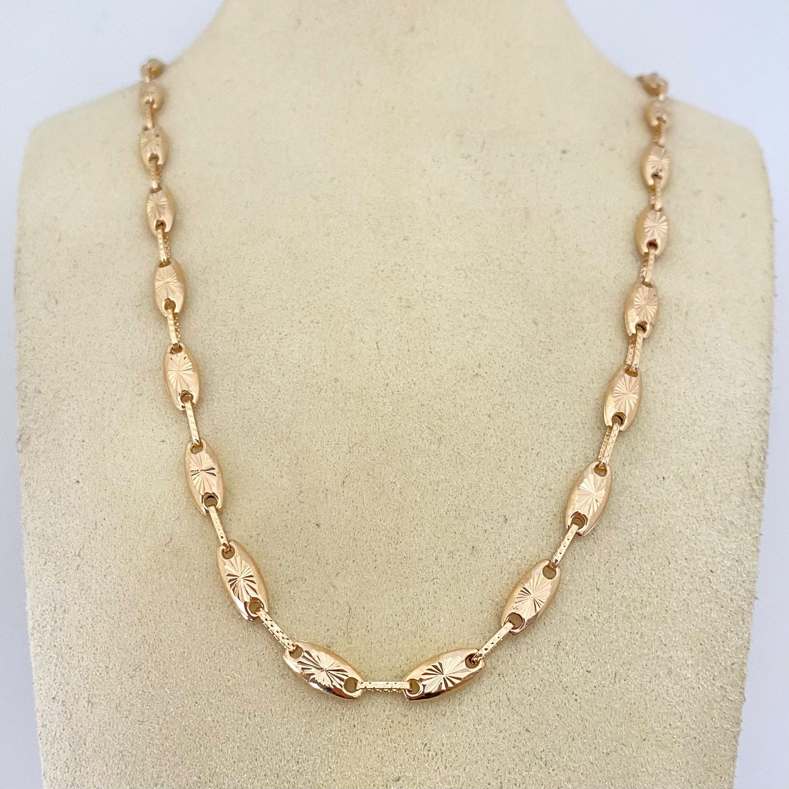 Cadena rustica barriles diamantados Oro amarillo 18k 13,55 Gr / 4,5 mm / 62 Cm Broche 0,60