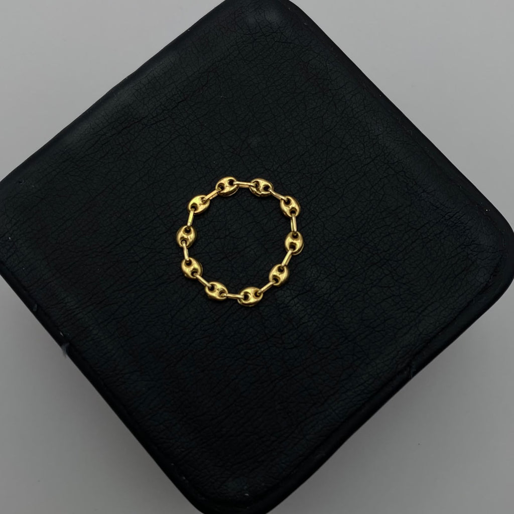 Anillo Baby Gc liso Oro amarillo 18k / Talla 8 / 0,55 Gr / 3,4 mm