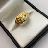 Anillo Buho Circones Verdes Oro amarillo 18k / Talla 5 1/2 / 4,95 Gr / 3,6 mm