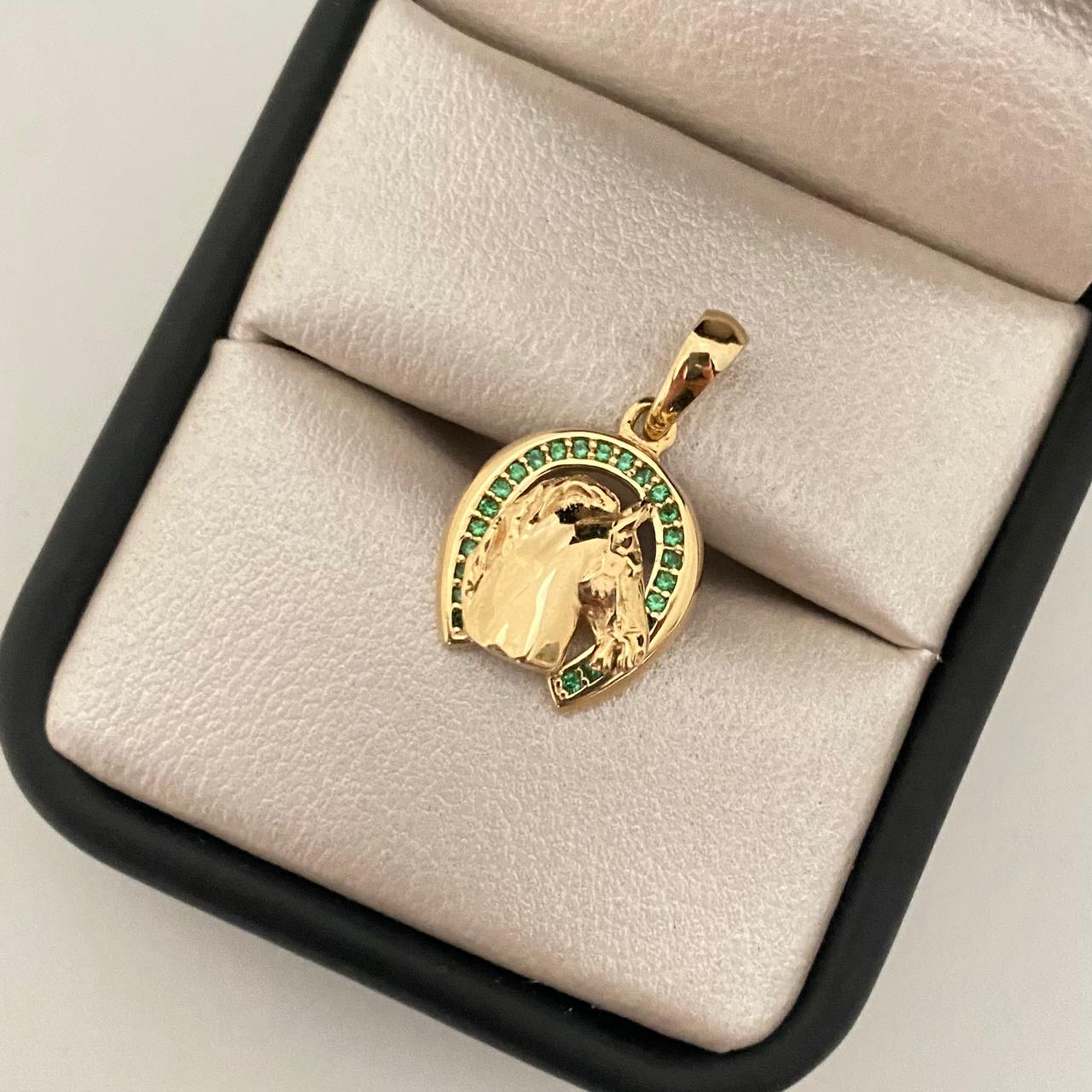 Dije herradura caballo borde casting verde Oro amarillo 18k 2,60 Gr / 2,4 Cm
