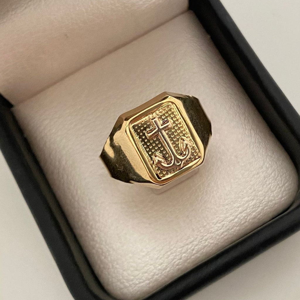 Anillo troquel rectangular ancla fondo diamantado Oro amarillo y Oro blanco 18k / Talla 10 / 3,45 Gr
