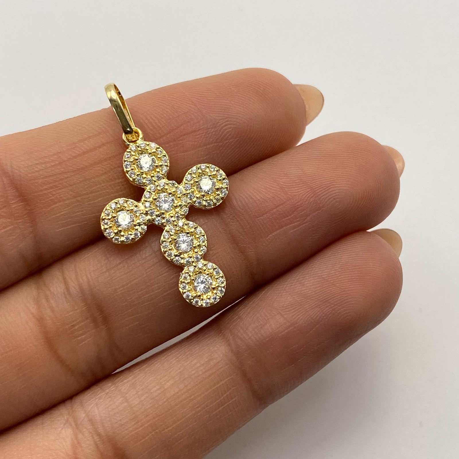 Dije Cruz Circulos Casting Blanco Oro amarillo 18k 2,5 Gr / 17,7 mm / 3 Cm