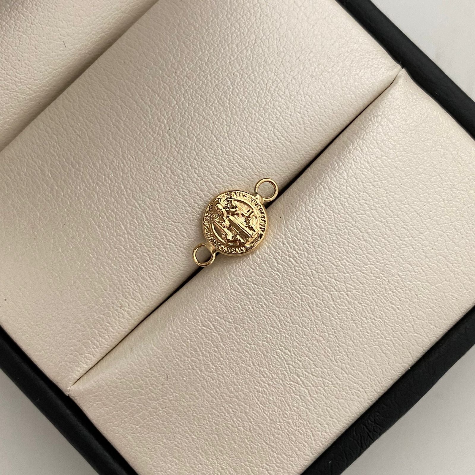 Herraje san benito  Oro amarillo 18k 0,3 Gr / 1,3 Cm