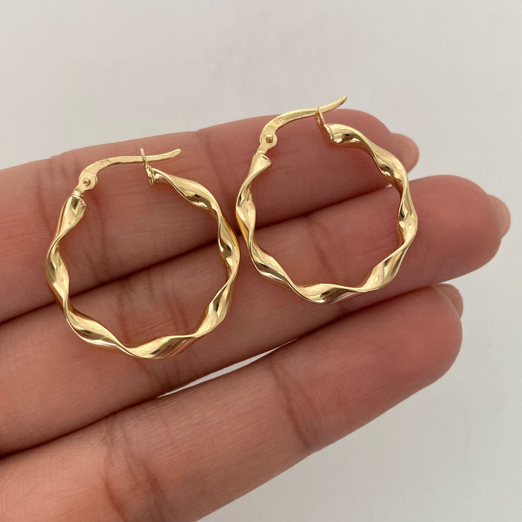 Candonga Entorchada Oro amarillo 18k 1,7 Gr / 2,5 Cm